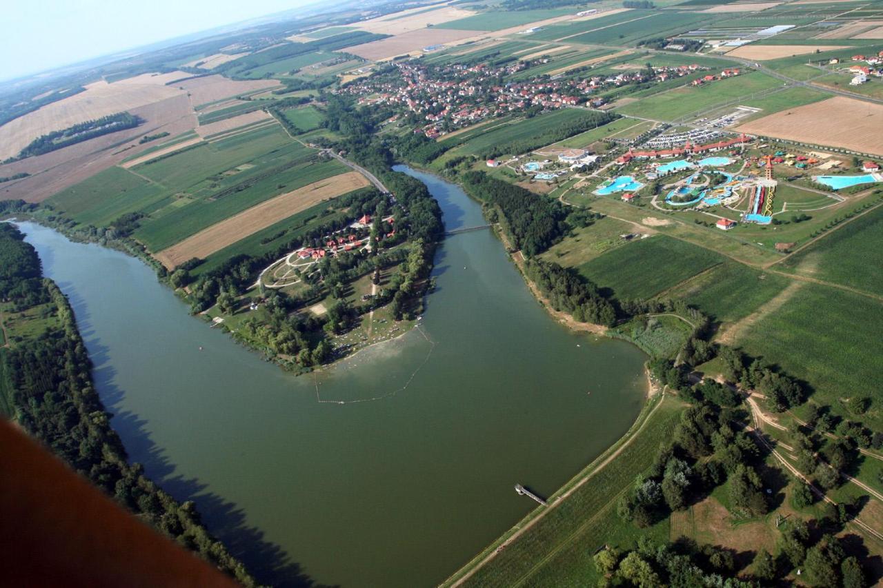 Lilla Vendeglakas Zalaegerszeg Sziveben Apartment Luaran gambar